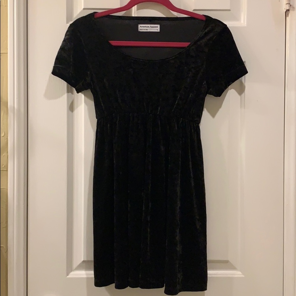 AMERICAN APPAREL BLACK VELVET BABYDOLL DRESS
